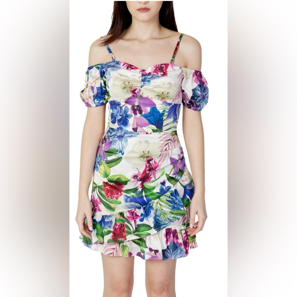 Guess NWT